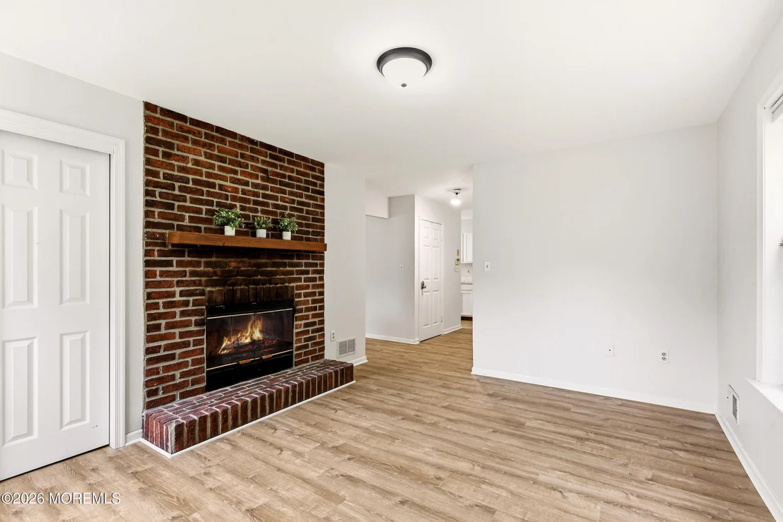 Photo of 297 Bartley Road