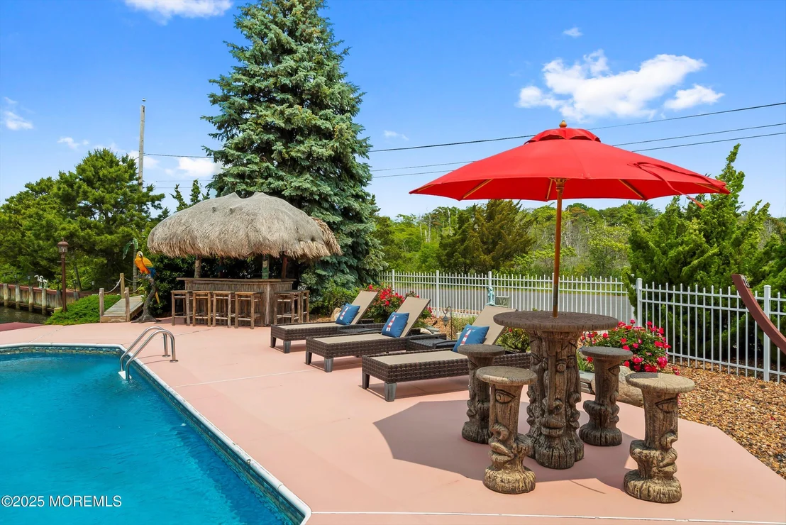 Photo of 54 Cedar Island Drive