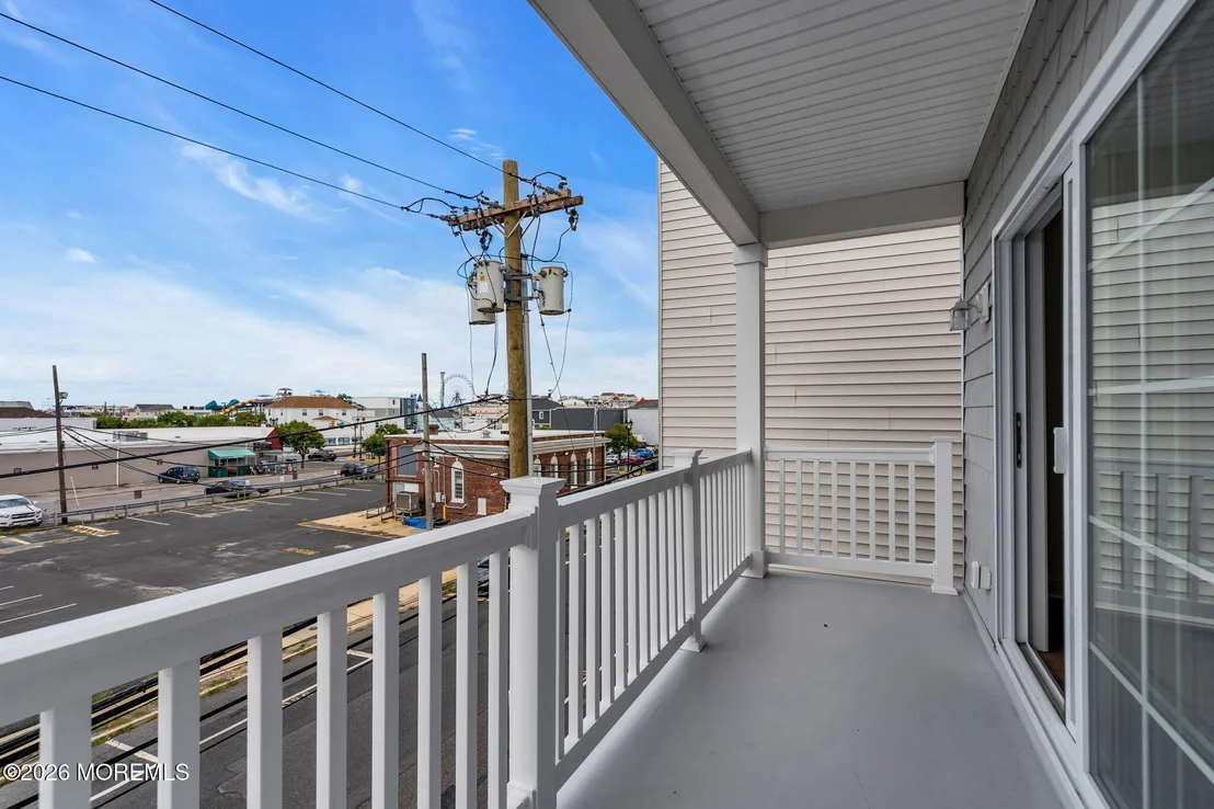 Photo of 115 Webster Avenue