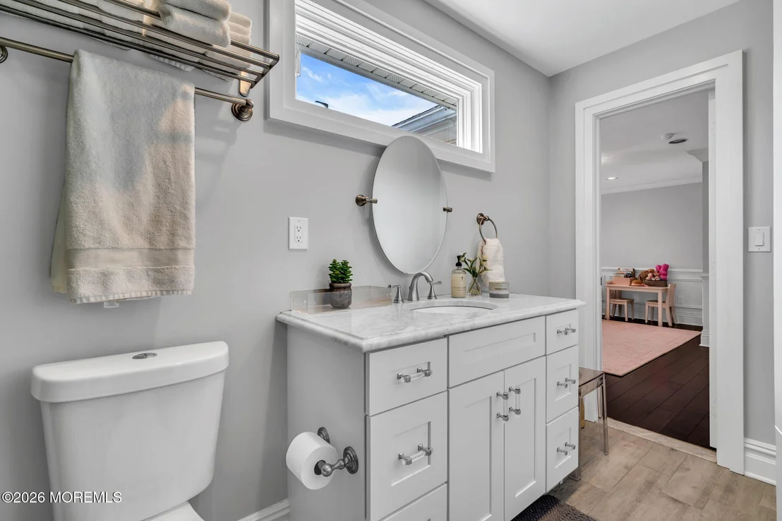 Photo of 12 Meadowview Drive