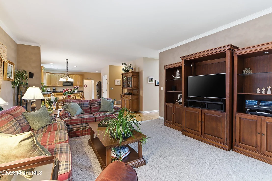 Photo of 433 Meadowood Road