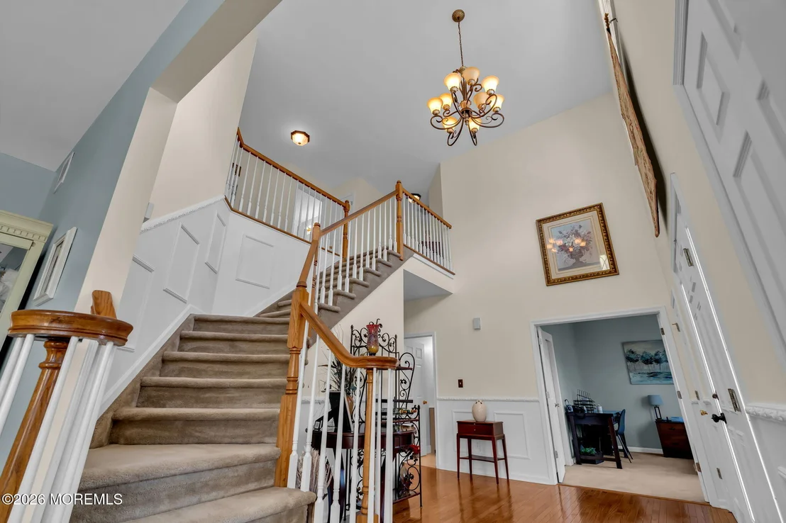 Photo of 105 Mesa Verde Lane
