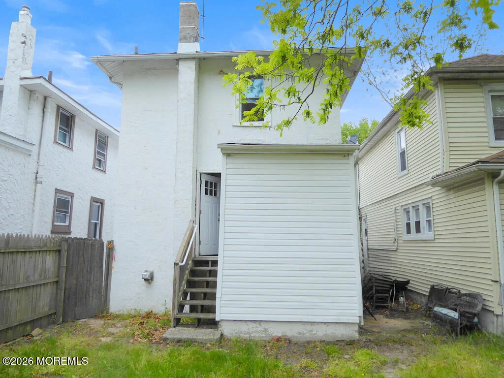 Photo of 1916 Bangs Avenue