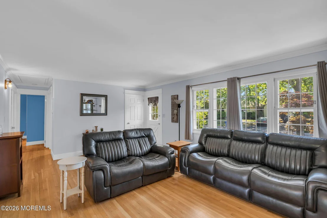Photo of 424 Cornell Drive