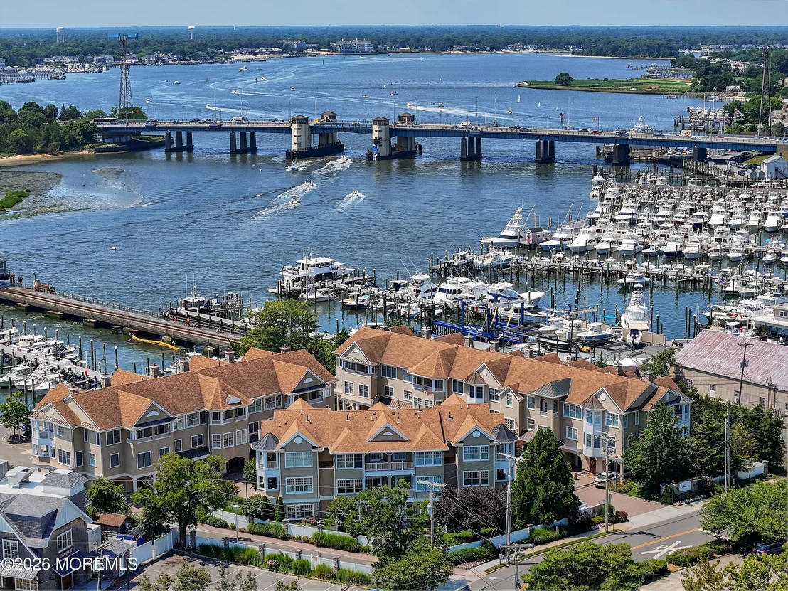 Photo of 302 River Mist Way