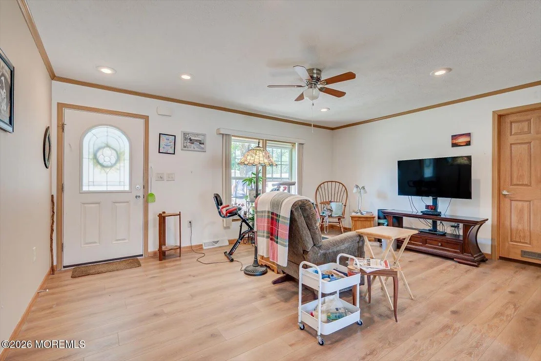 Photo of 22 Easy Street