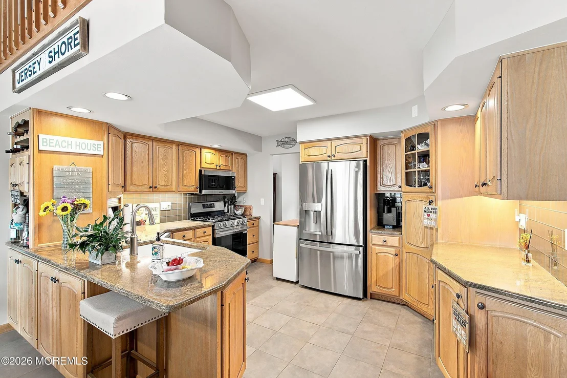 Photo of 819 Forepeak Drive