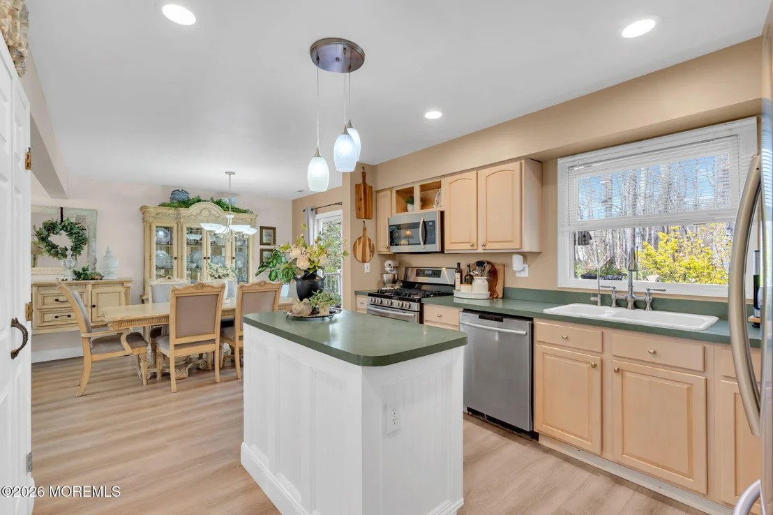 Photo of 90 Bear Brook Road