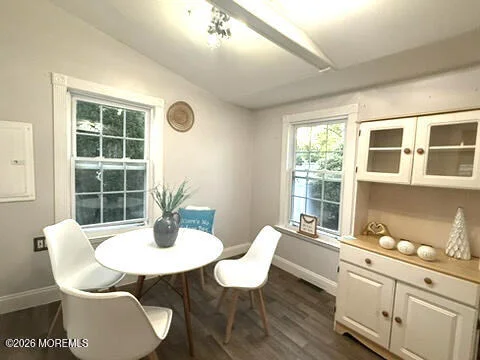 Photo of 1008 14th Avenue