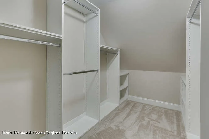 Photo of 2567 River Road