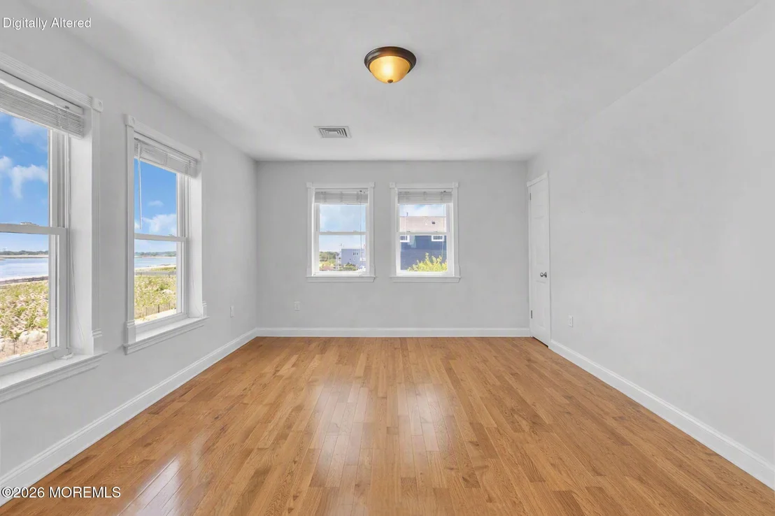 Photo of 655 Front Street