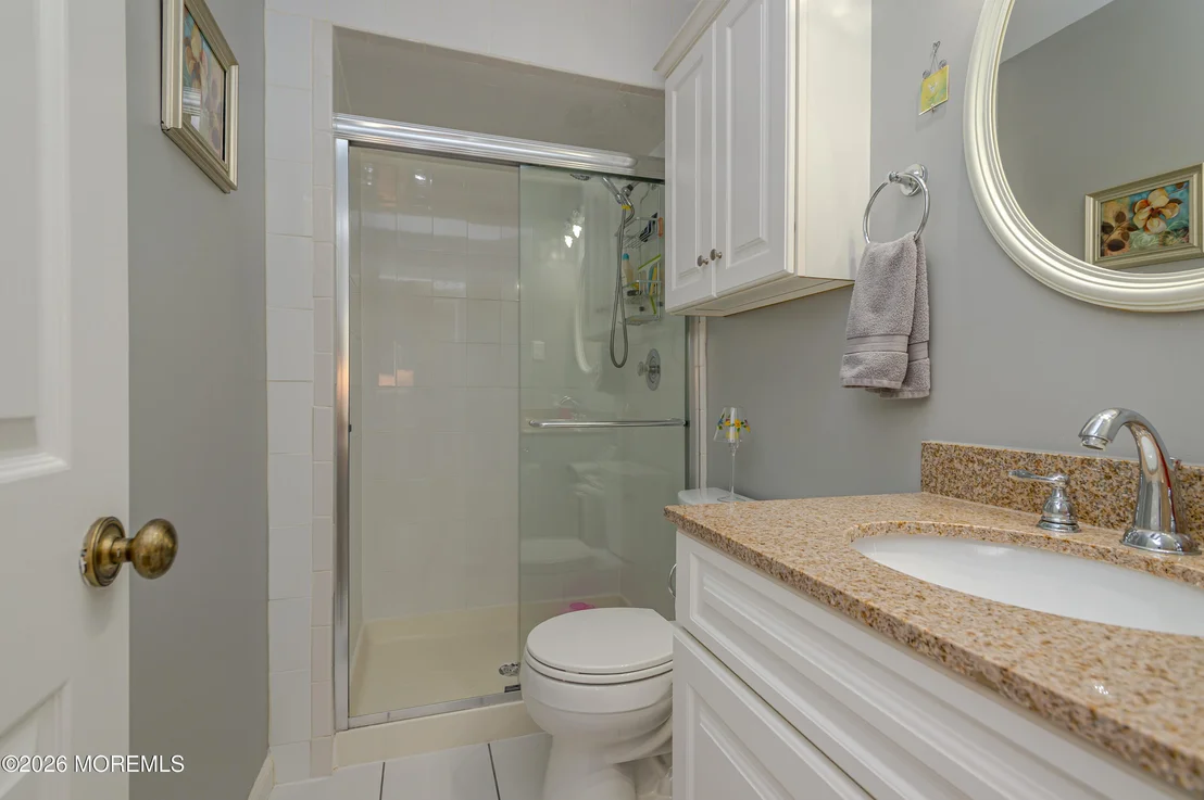 Photo of 445 Silverton Road