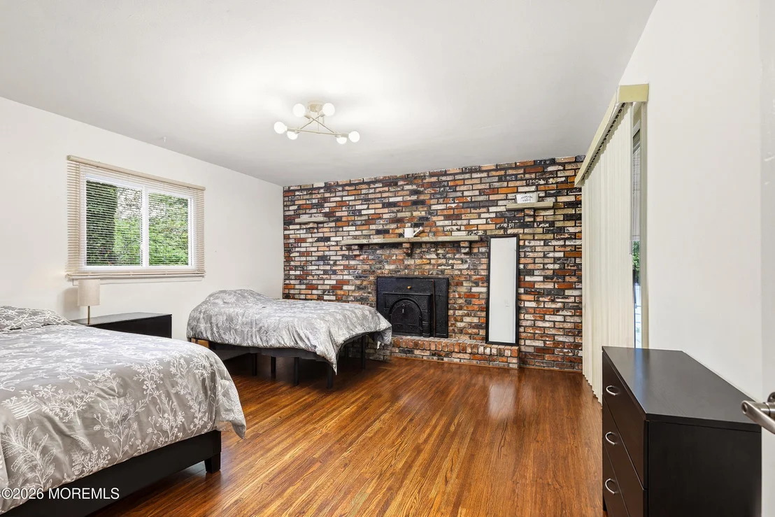 Photo of 1006 Amethyst Drive