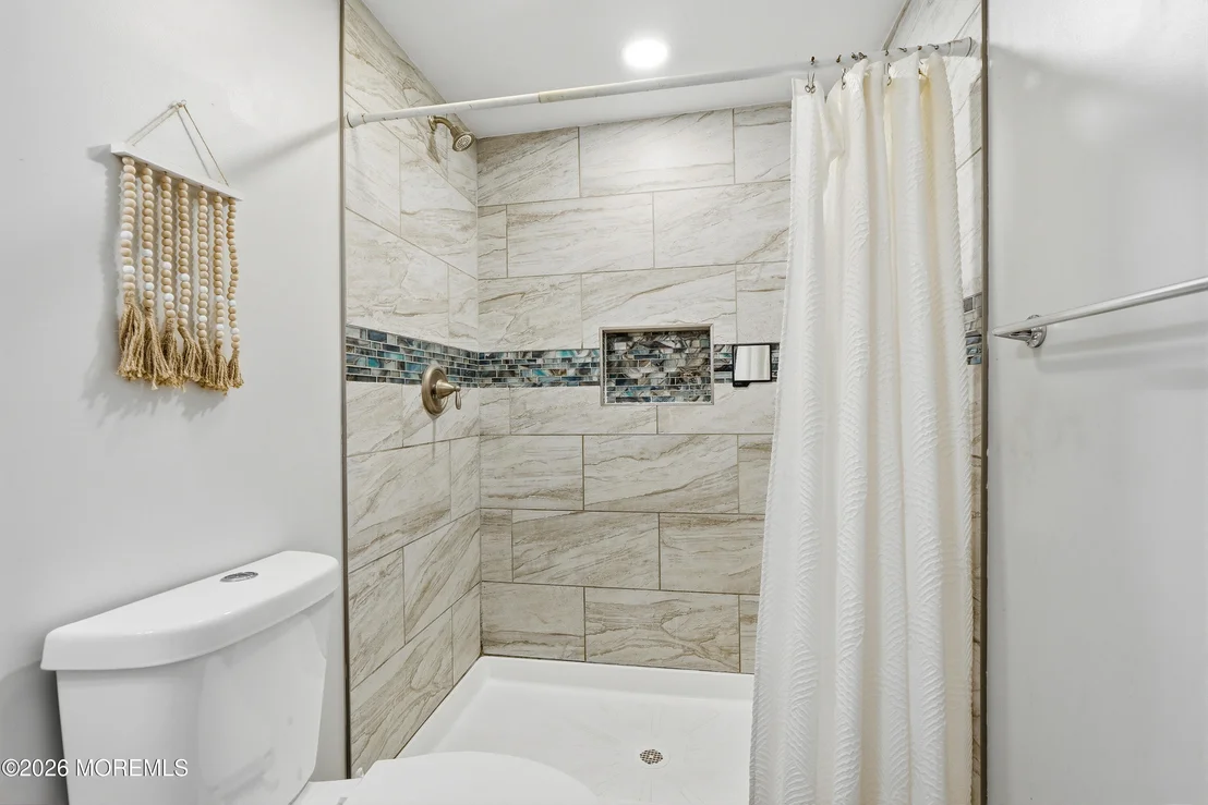 Photo of 1437 Jay Street