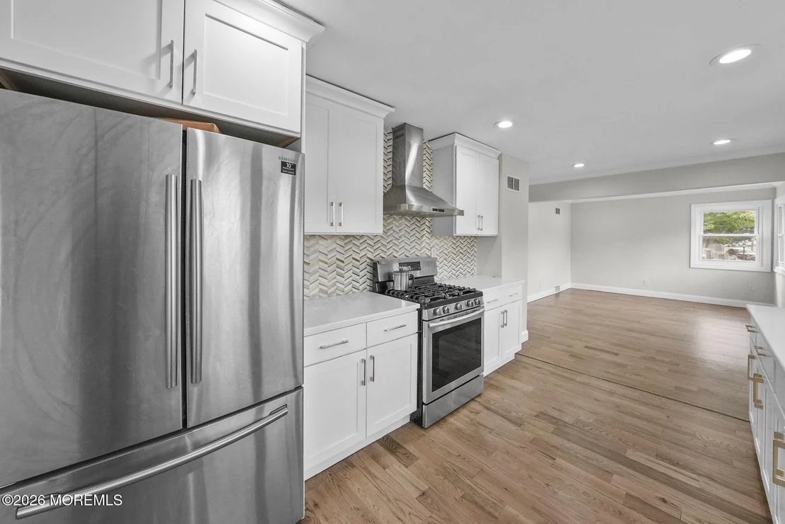 Photo of 105 Roosevelt Drive