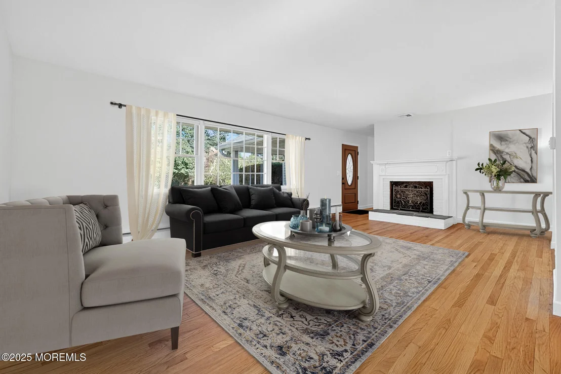 Photo of 7 Sunset Avenue