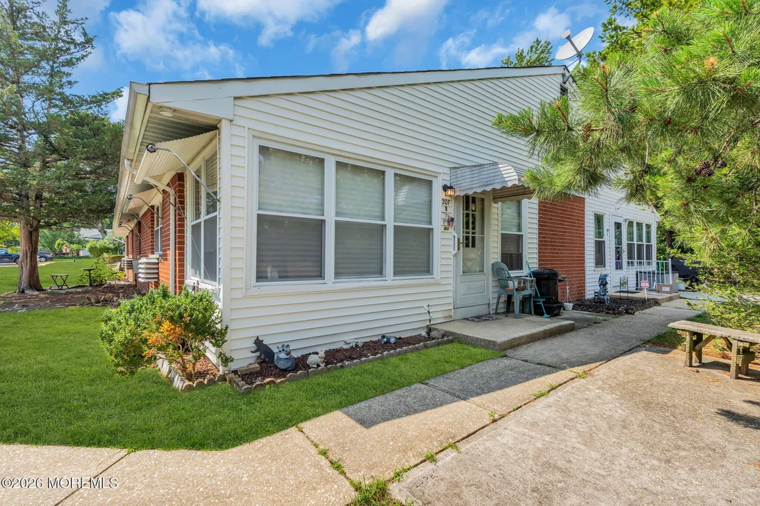 Photo of 207B Laurel Place