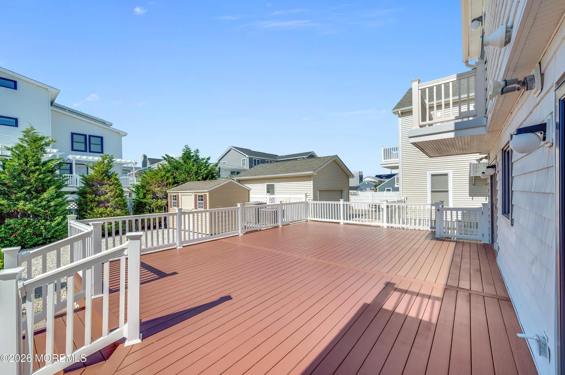 Photo of 3 7th Avenue