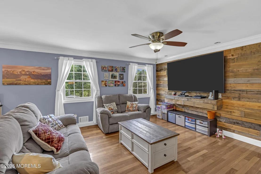 Photo of 16 Bock Boulevard