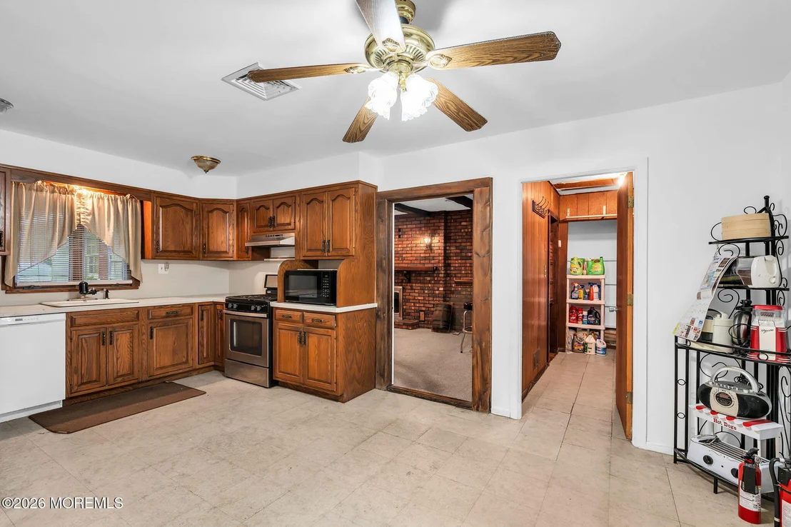 Photo of 580 Lloyd Road