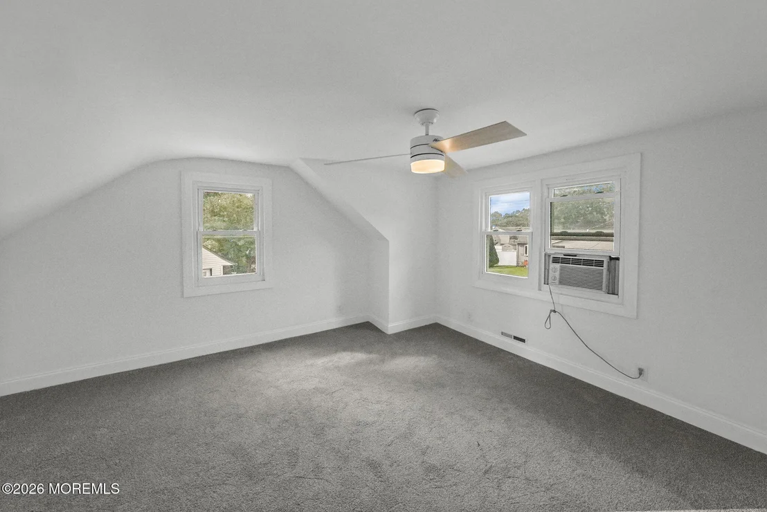 Photo of 105 Roosevelt Drive