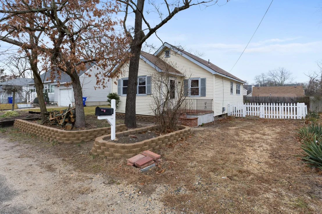 Photo of 511 Barber Avenue