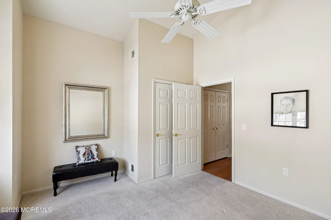 Photo of 21 Rumson Court