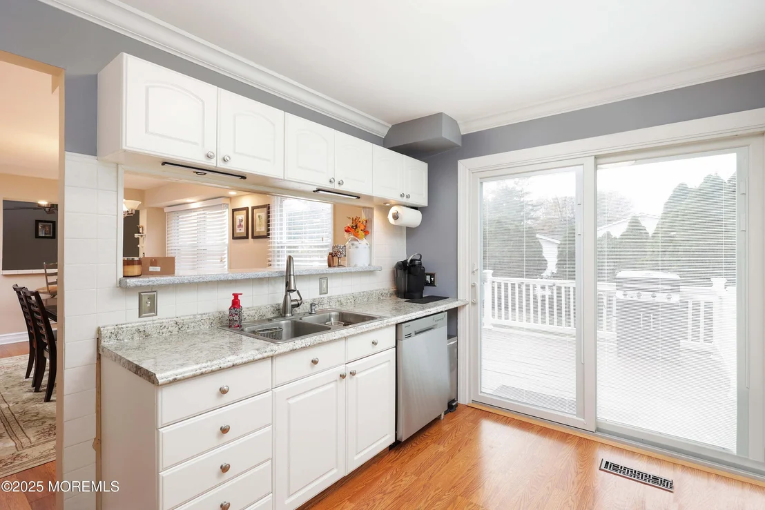 Photo of 2 Columbia Drive