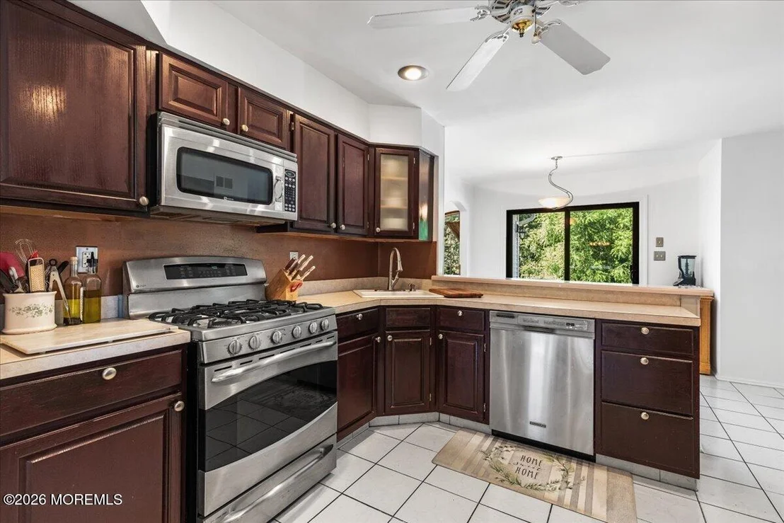 Photo of 48 Diamond Lane