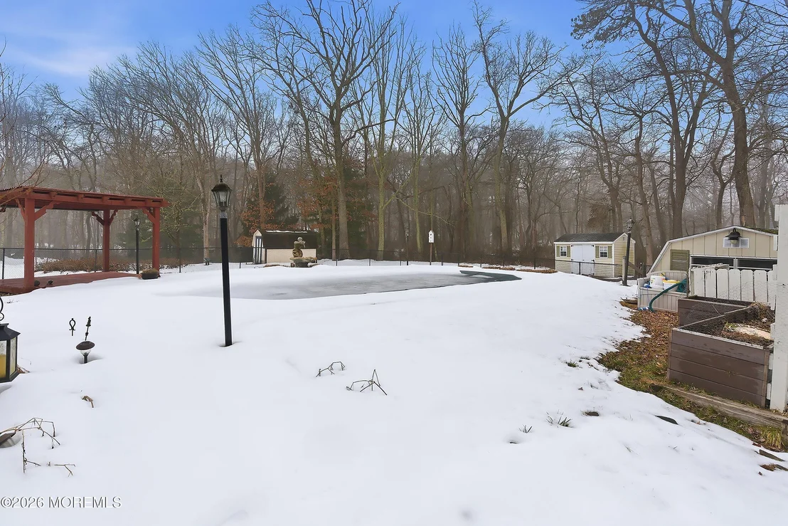 Photo of 638 Freehold Road