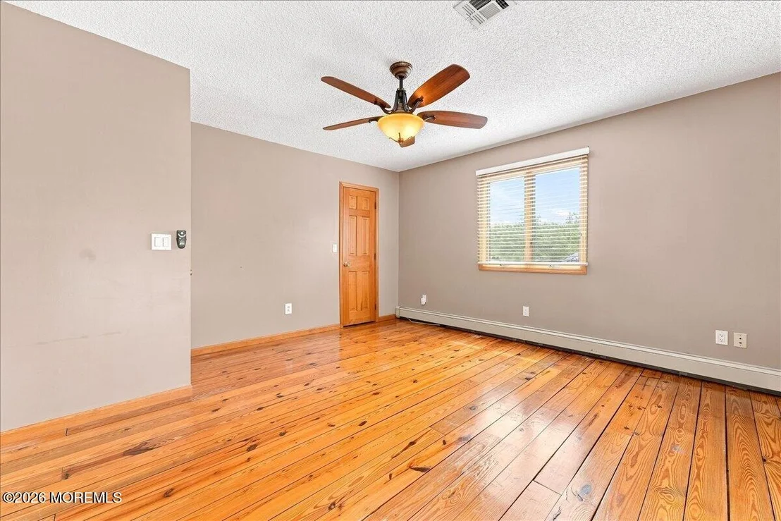 Photo of 483 Drum Point Road