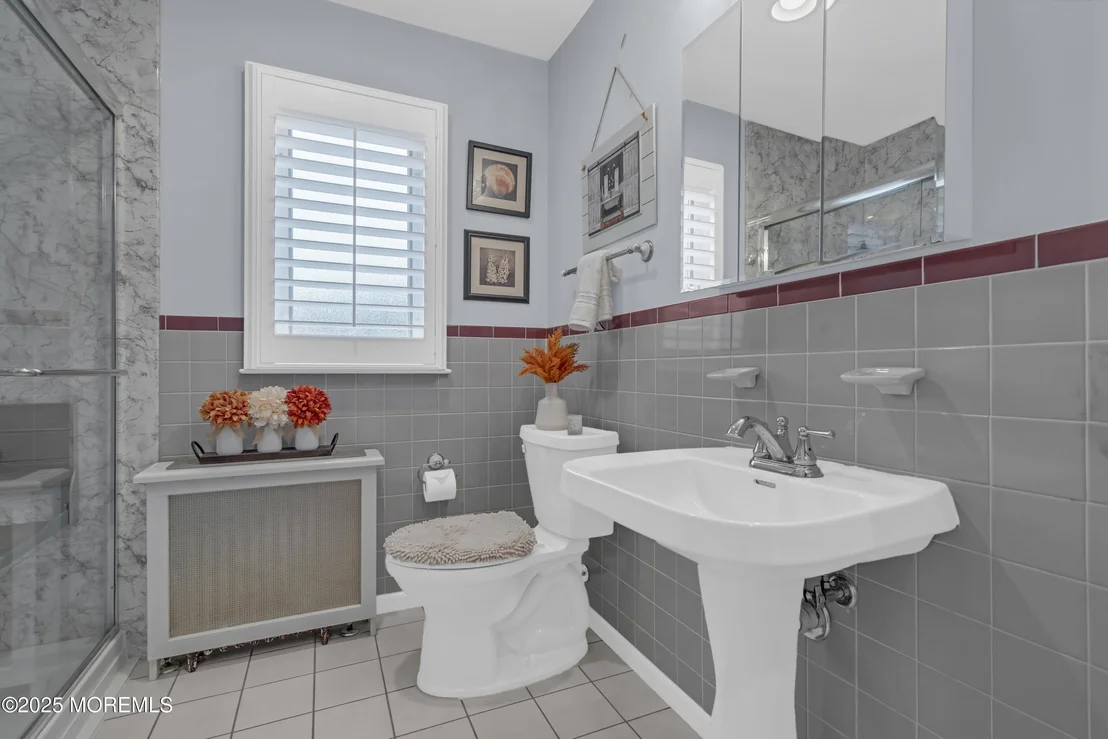 Photo of 818 Arthur Drive