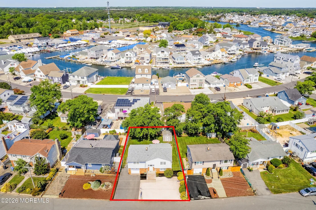 Photo of 3148 Oceanic Drive