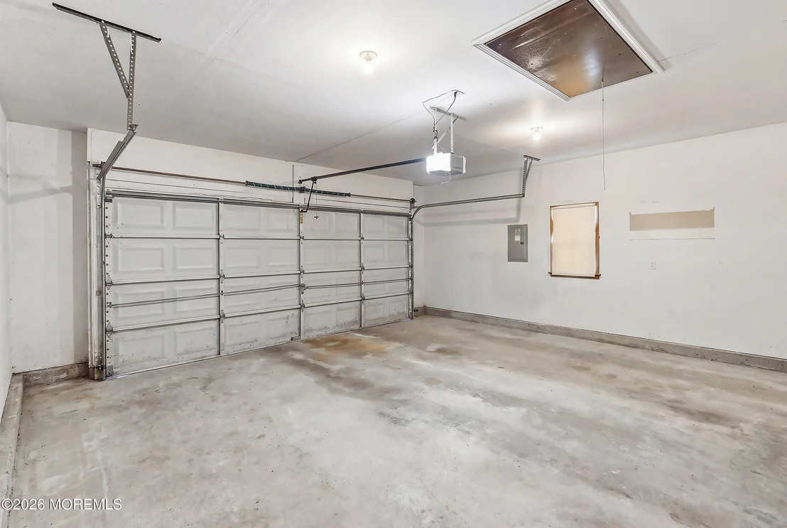 Photo of 101 Foxwood Lane
