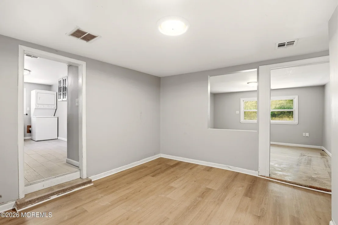 Photo of 517 Newtons Corner Road
