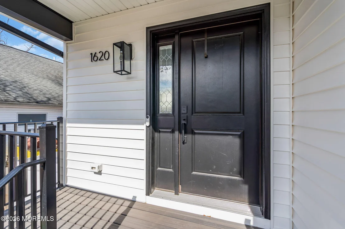 Photo of 1620 Ewart Road