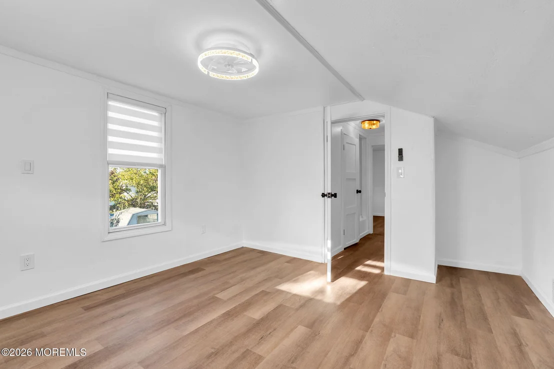 Photo of 1011 Florence Avenue
