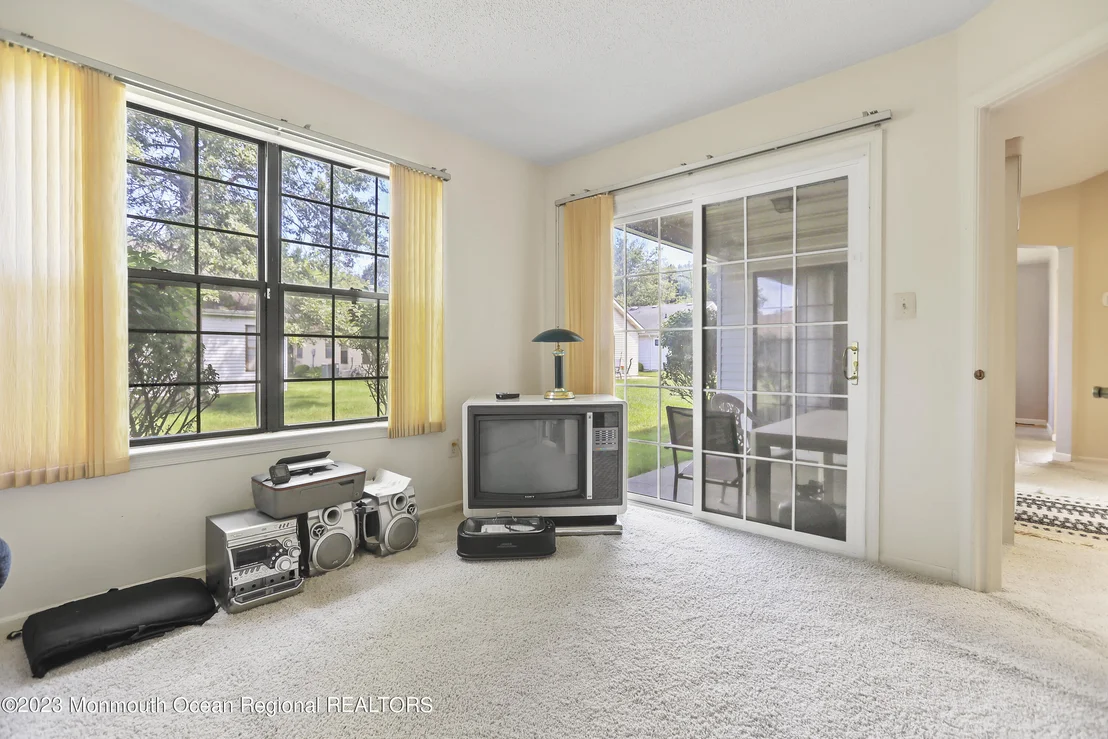 Photo of 14 Peasley Drive