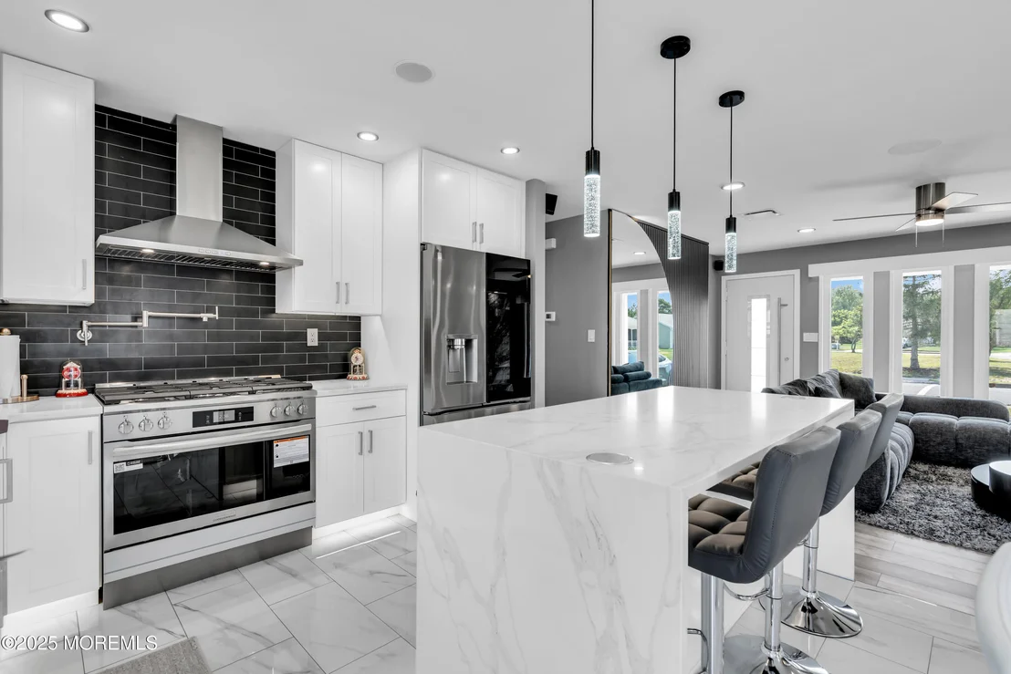 Photo of 16 Whitmore Drive