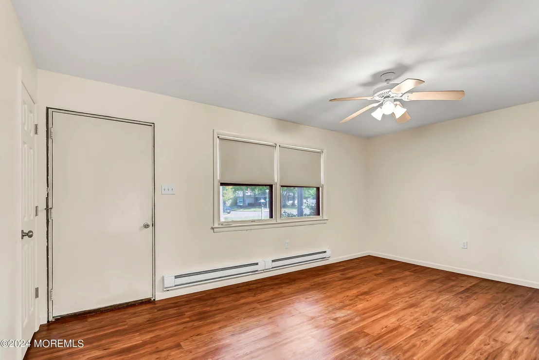 Photo of 438 Carr Street