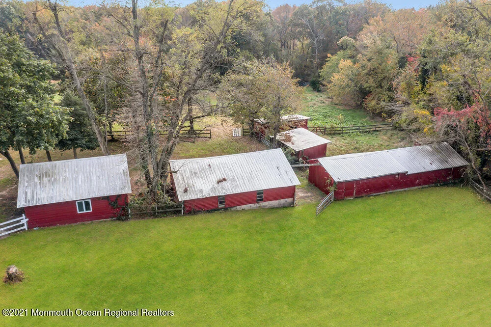 Photo of 195 Bennett Road