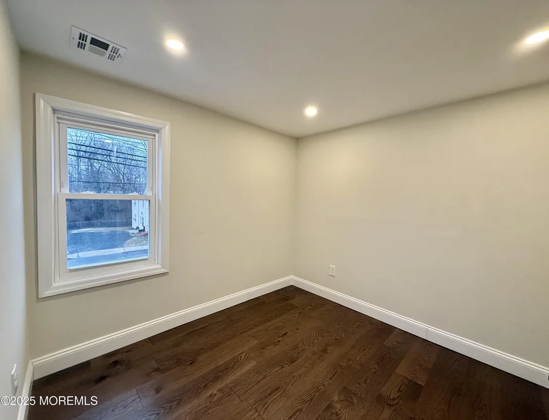 Photo of 30 Maple Avenue