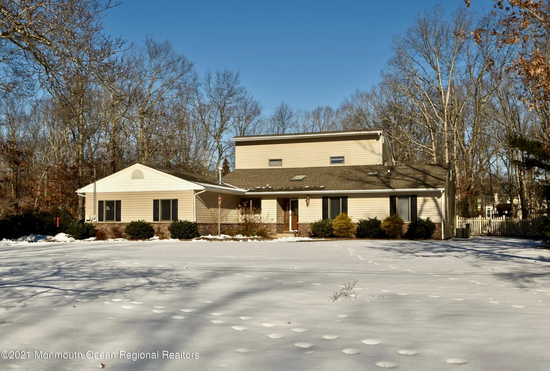 Photo of 241 Edgemere Drive