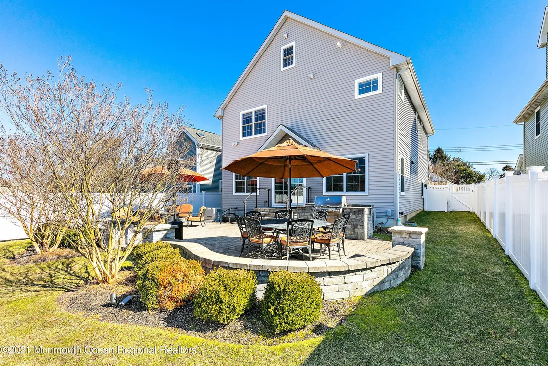 Photo of 611 Homestead Road