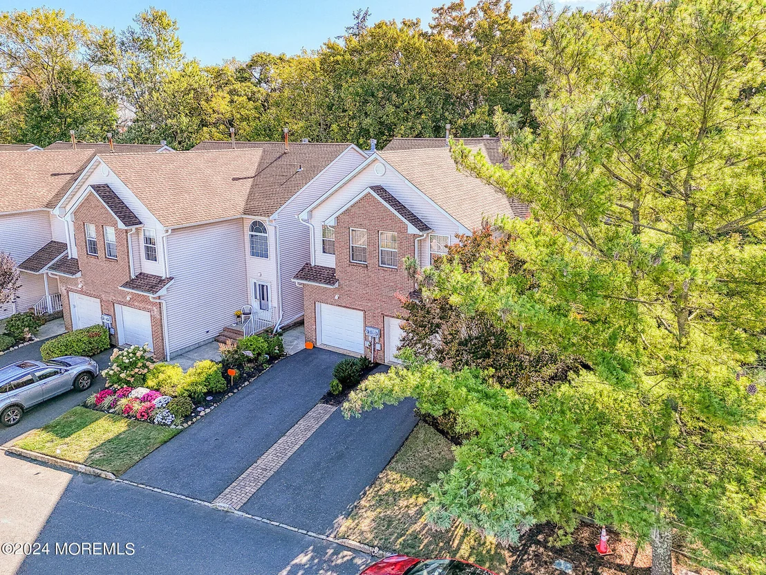 Photo of 27 Coastal Drive