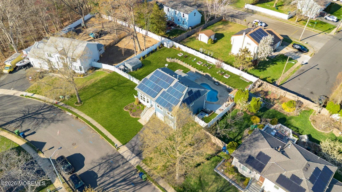 Photo of 522 Woolley Drive