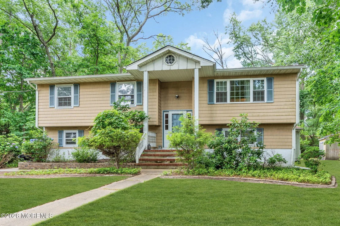 Photo of 114 Locust Avenue