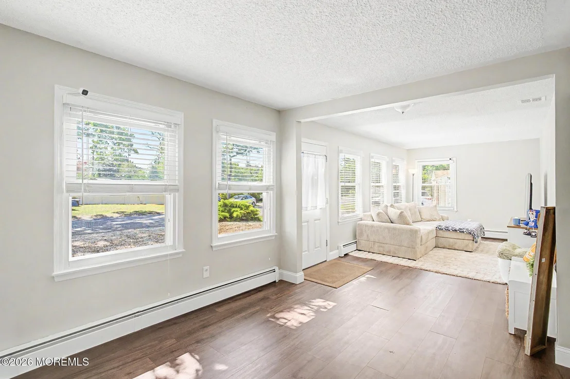 Photo of 710 Western Lane