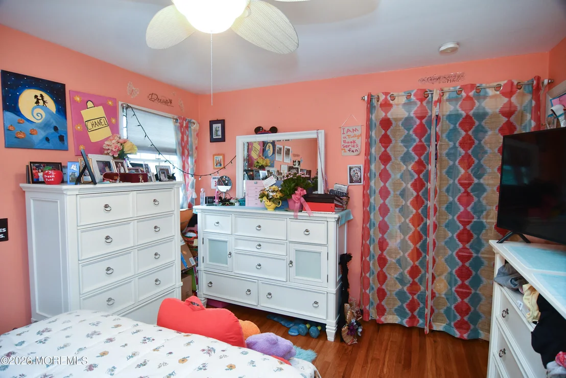 Photo of 902 10th Street