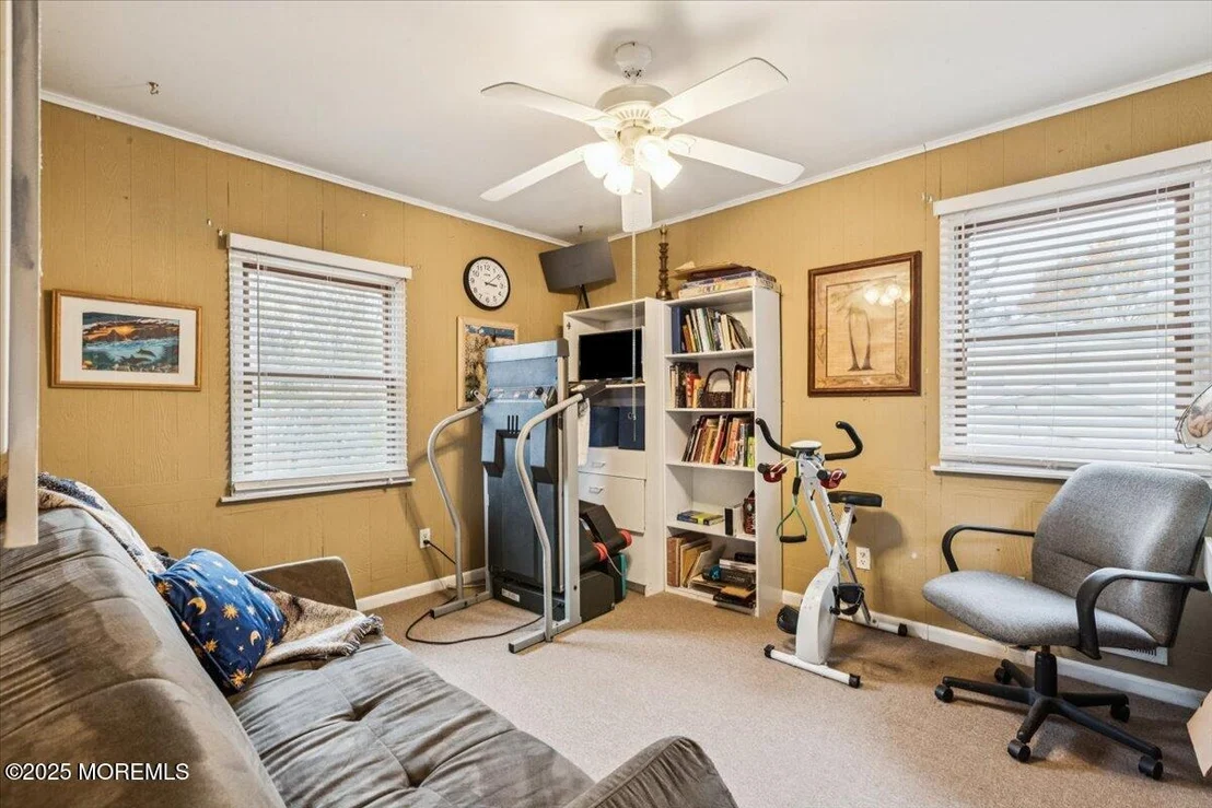 Photo of 8 Hawaii Road